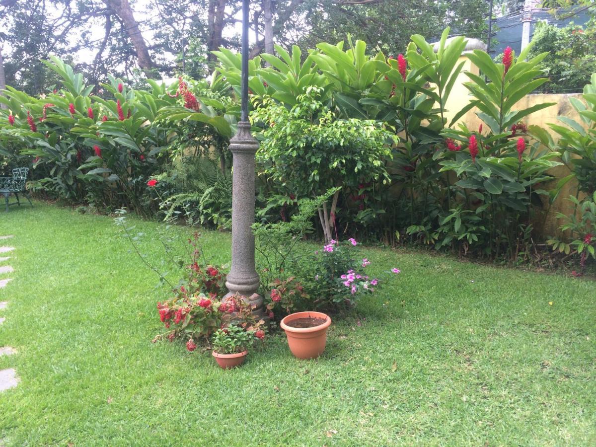 Apartamento Completo Apartment ซานซัลวาดอร์ ภายนอก รูปภาพ
