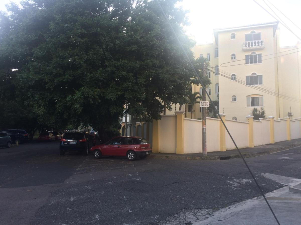 Apartamento Completo Apartment ซานซัลวาดอร์ ภายนอก รูปภาพ